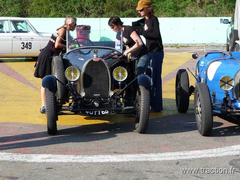 20100424 Biltzheim 01 (44).jpg - 24/04/2010 - 68127 BILTZHEIM5me Rallye Bugatti  l'Anneau du Rhin organis par Caroline Bugatti et Franois RinaldiBugatti T40Immatricule : 40 YT 68